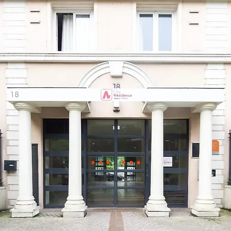 アパートホテル Paris Saint-maurice 3*