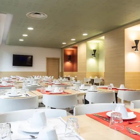 Paris Saint-maurice アパートホテル