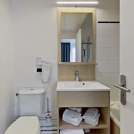 Paris Saint-maurice アパートホテル