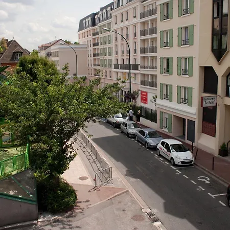 Апарт-отель Paris Saint-maurice 3*